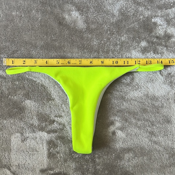 neon yellow bikini bottom - Picture 4 of 4